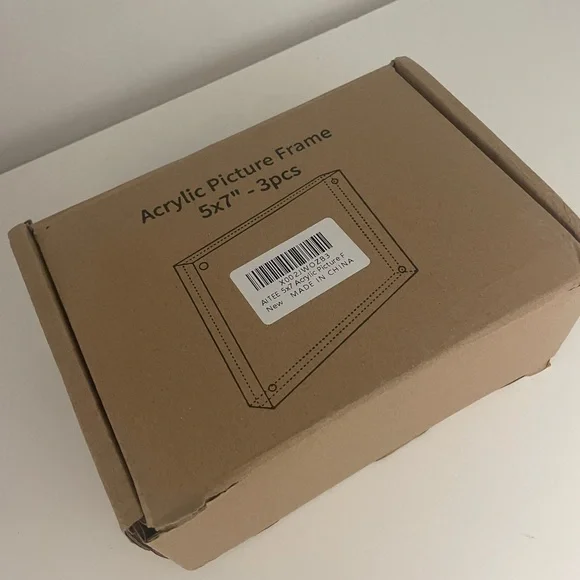 🖼️ 5x7 Double Sided Magnetic Acrylic Picture Frames 🖼️ - Picture 8 of 8